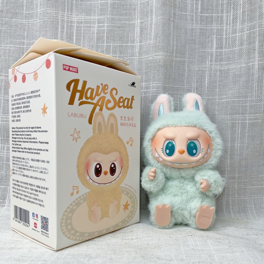 Pop Mart The Monsters Labubu - Picture 12 of 14